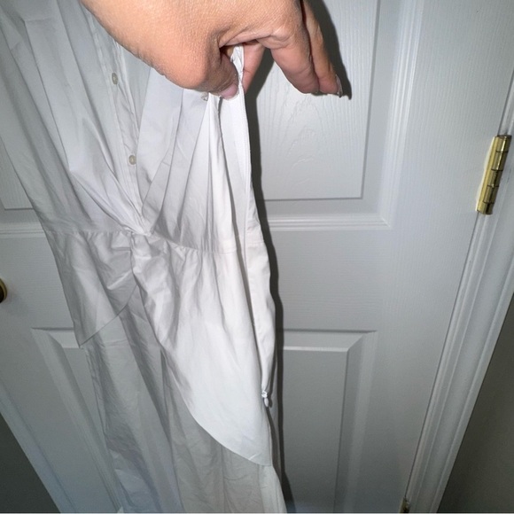 Lauren Ralph Lauren Twist-Front Cotton Shirt Dress
Women's Size 4 White Chic - Picture 16 of 16